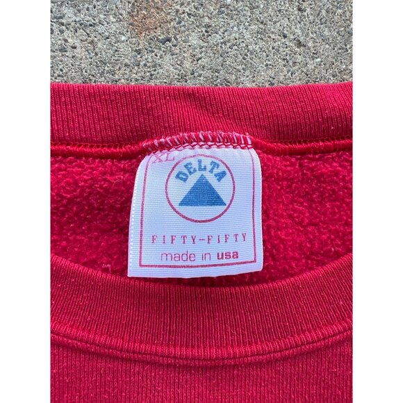 Vintage Delta Christmas Sweatshirt XL Red Teddy Bear Holiday Graphic C4 - Picture 3 of 5